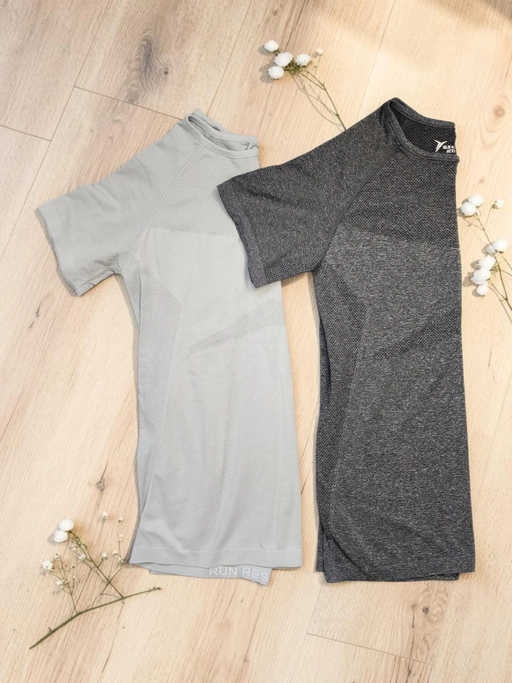 Old Navy Short-Sleeve Seamless Active Tee - Light Gray & Dark Gray - Picture 1 of 11